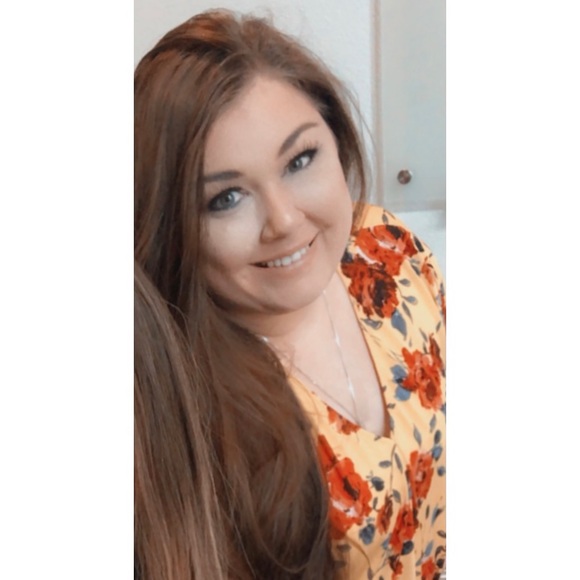 Meet Your Posher, Ellyn! - Picture 1 of 1